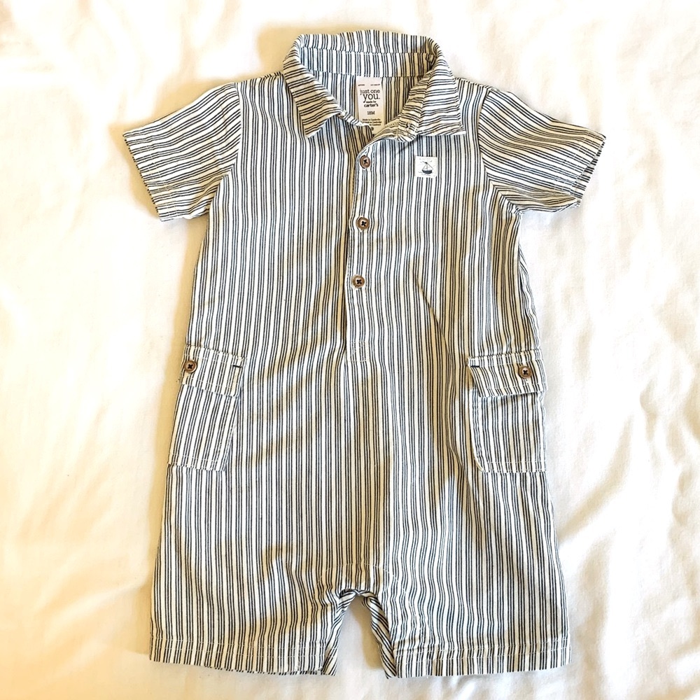 Carter’s Short Romper/Playsuit 18 Mo. Like New!